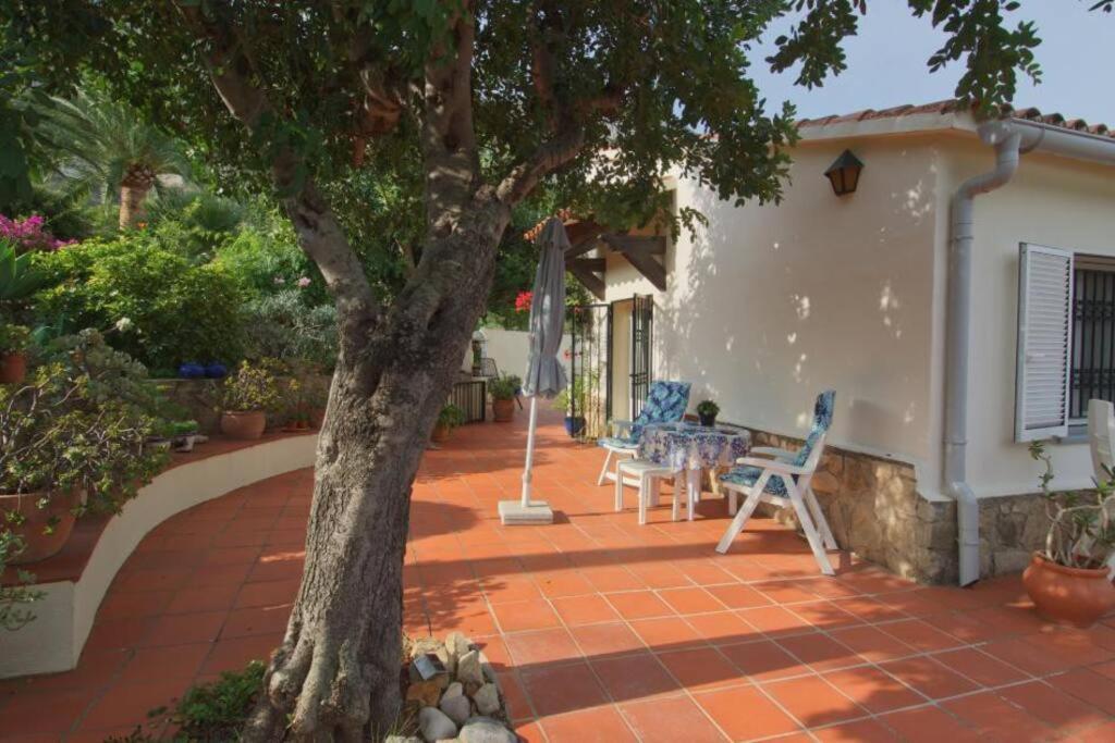 Agradable Casa Con Piscina Privada Y Jardin Villa Denia Exterior photo